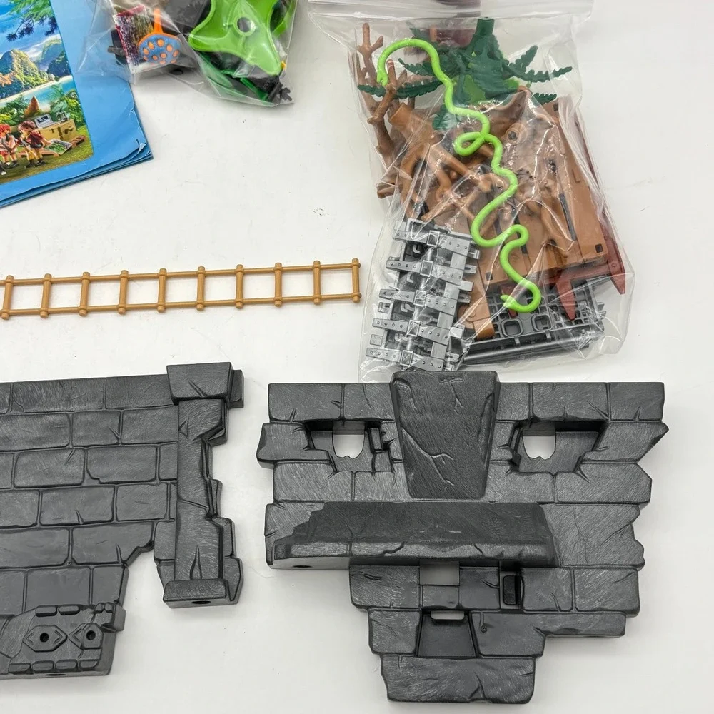 Playmobil 9429 Dino Rise Hidden Temple w/T-Rex Figures & Accessories INCOMPLETE